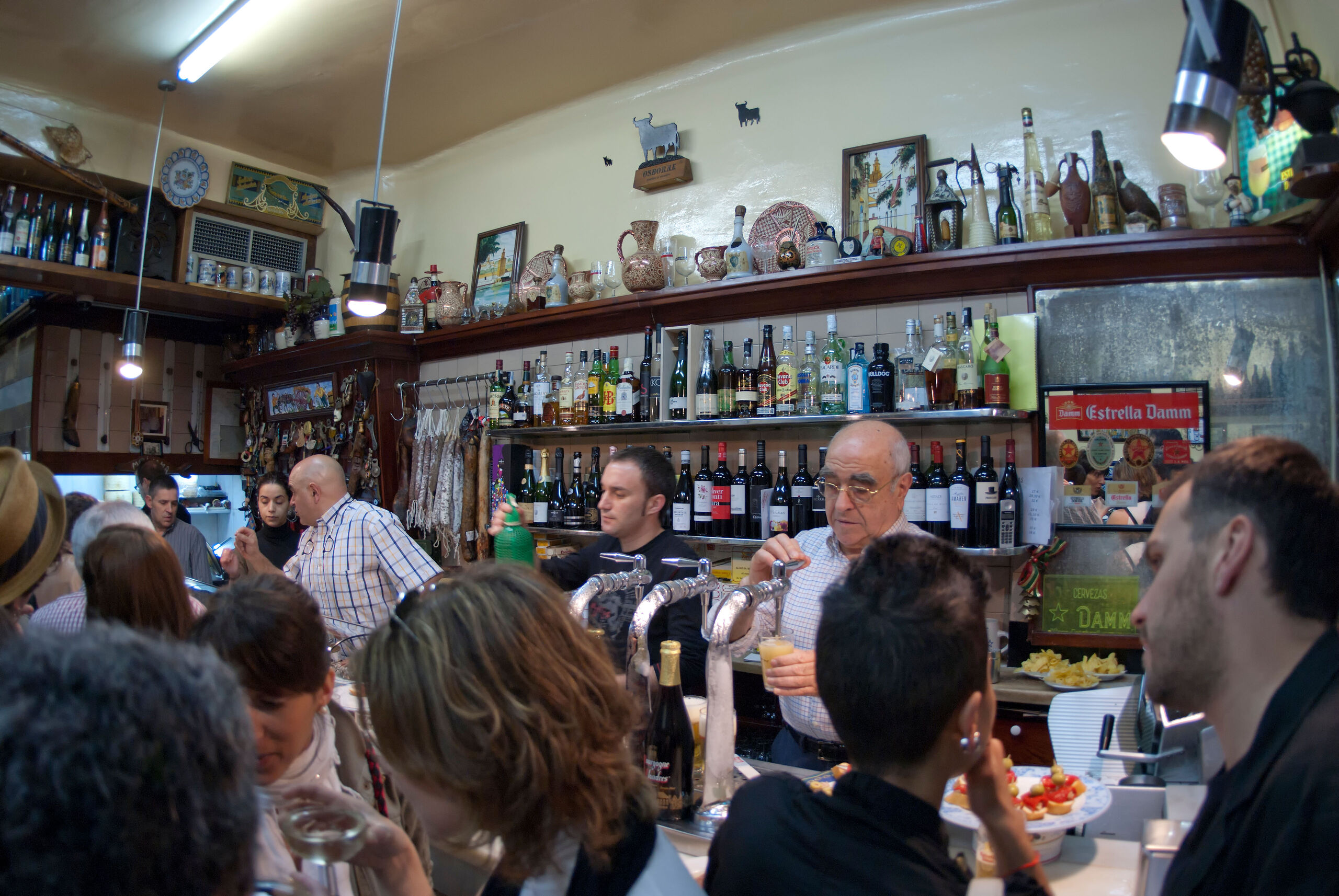 El delirio del PSOE con la debacle de los datos de empleo y paro de la EPA: "¡Seguimos!"