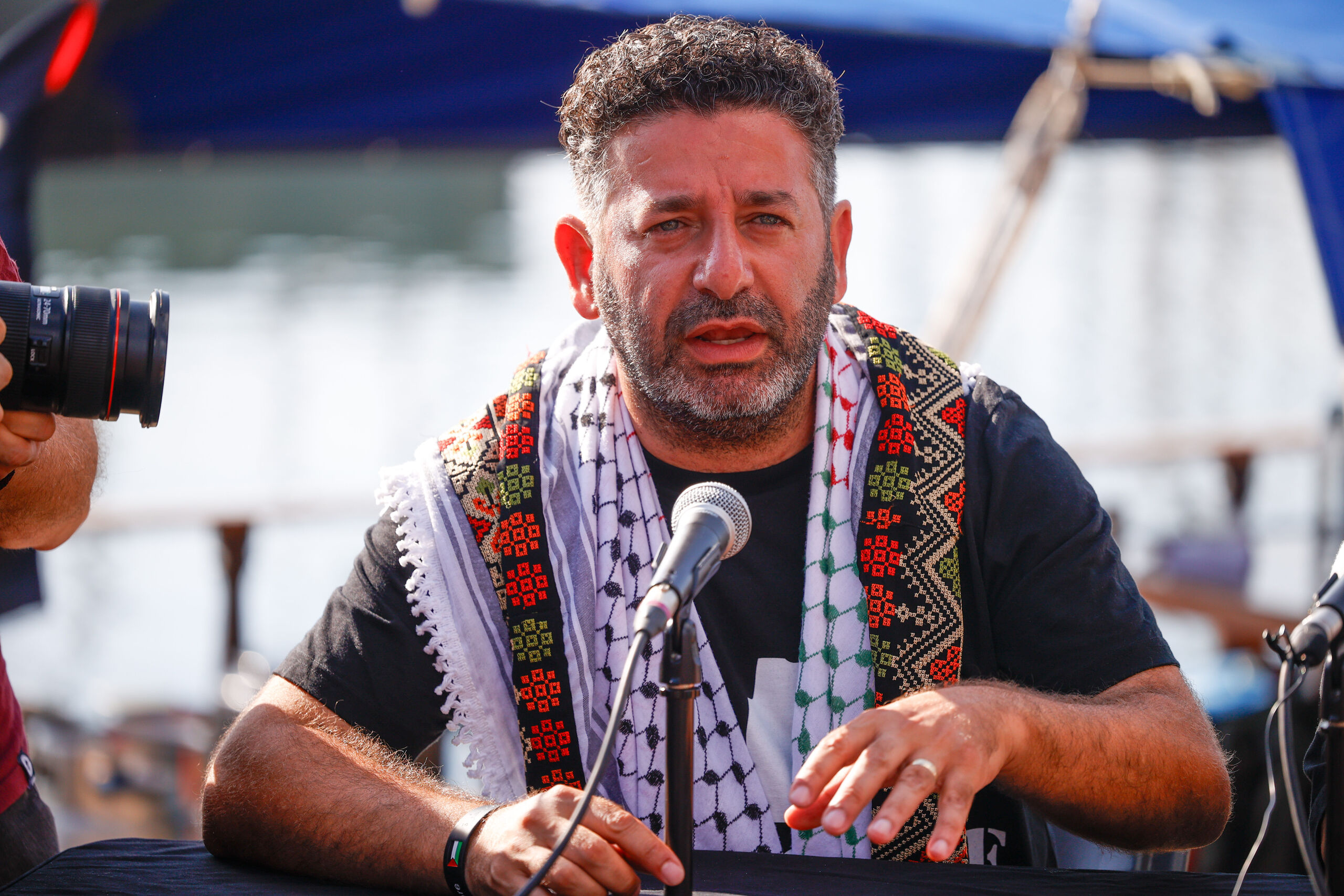Quién es Saif Abukeshek, el español de la flotilla propalestina retenido en Israel