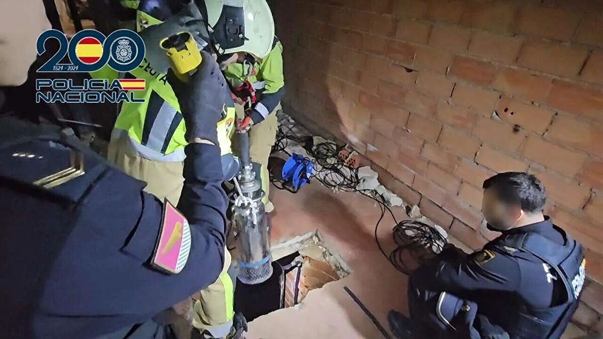 El juez ve  indicios fundados  de que el  narcotúnel  entre Ceuta y Marruecos servía para traficar hachís y cocaína