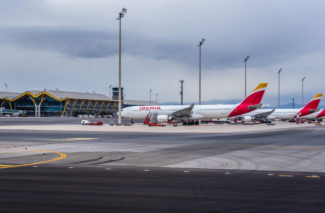 Bruselas se prepara para que el desabastecimiento de queroseno llegue a Europa