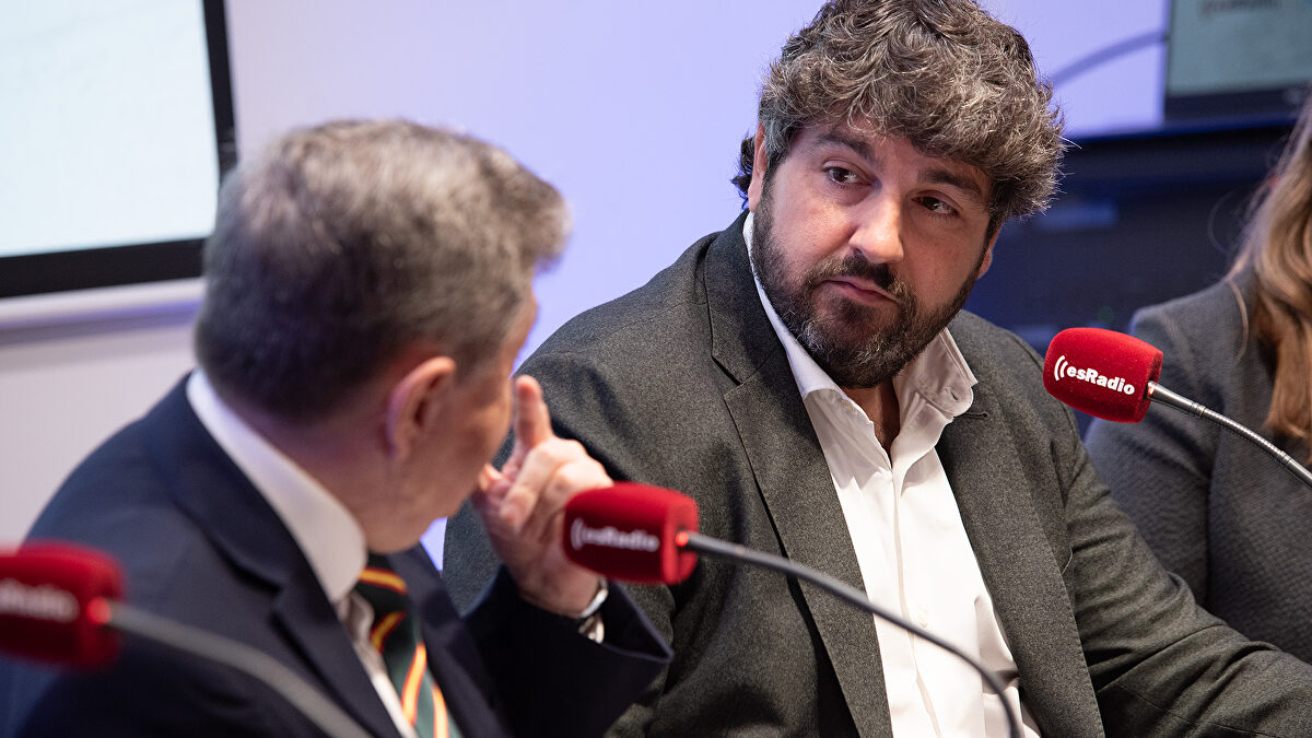 López Miras:  Tenemos que luchar contra la inestabilidad generada por otros partidos 