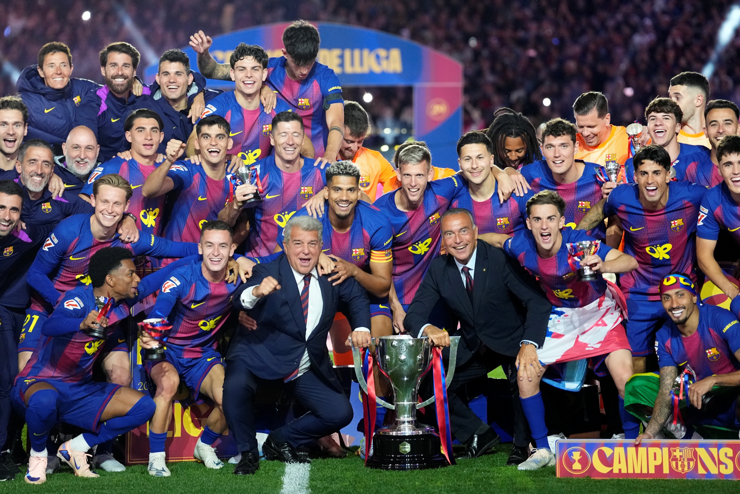 El Barça remata la Liga en un Clásico sin historia