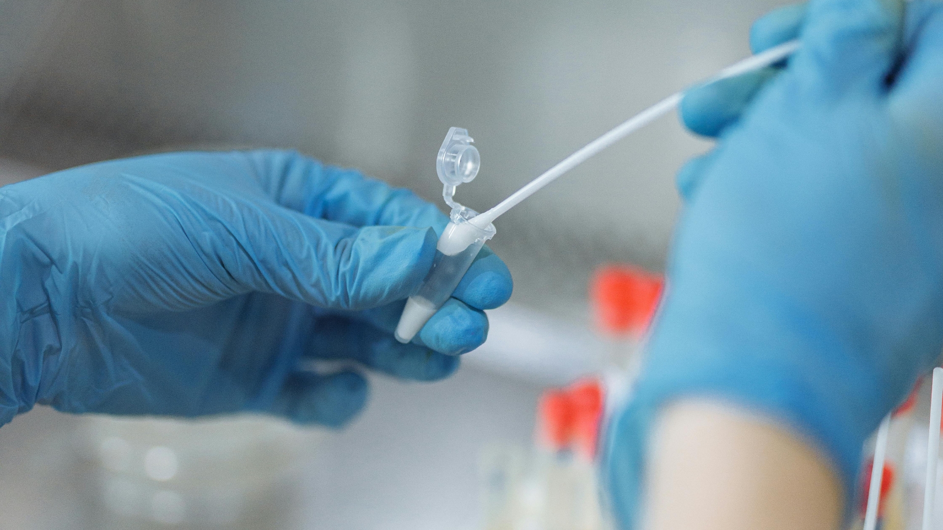 Una mujer podría heredar 3 millones de euros si una prueba de ADN confirma su parentesco