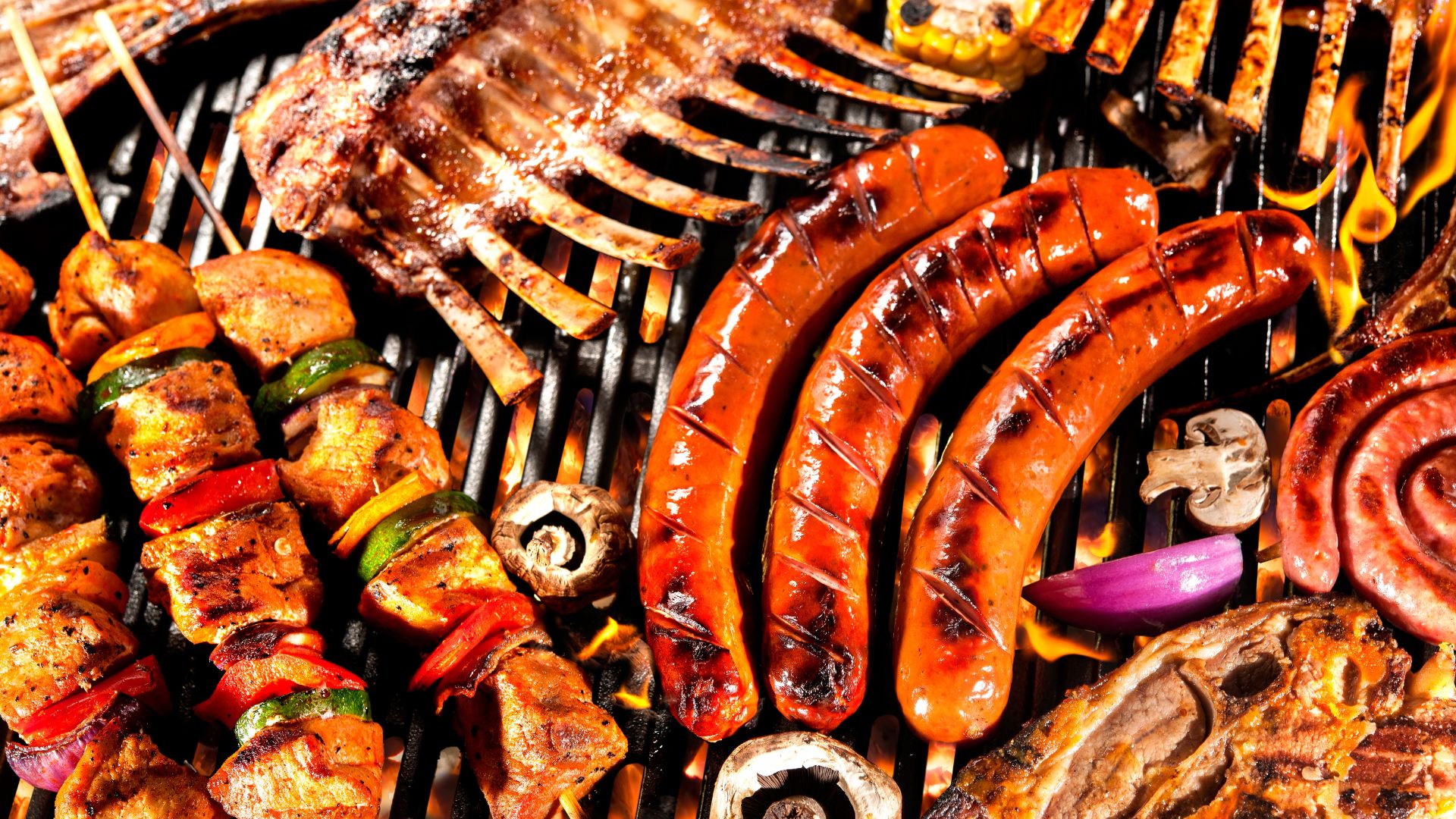 Insólita oferta de trabajo en Madrid: mil euros por probar una barbacoa y un año de comida gratis