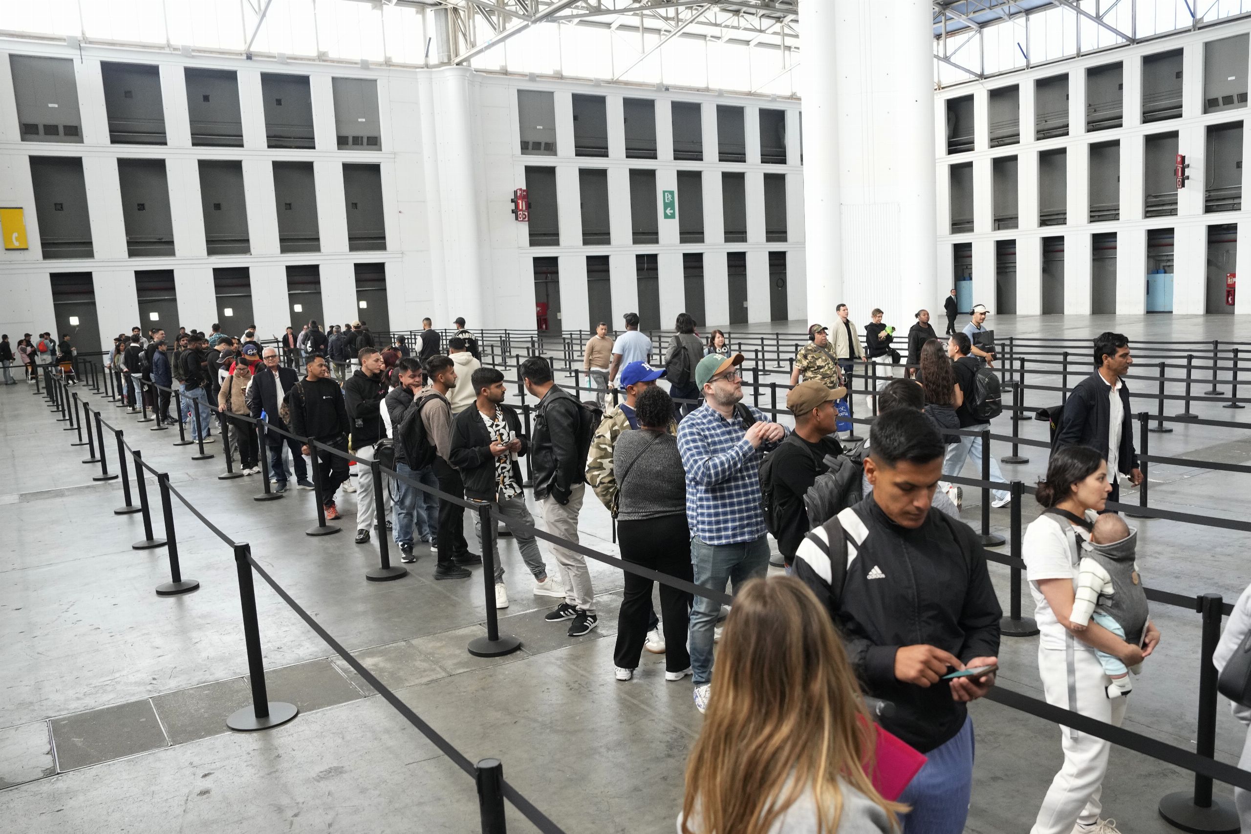 Regularización masiva, una pieza del golpe de Estado
