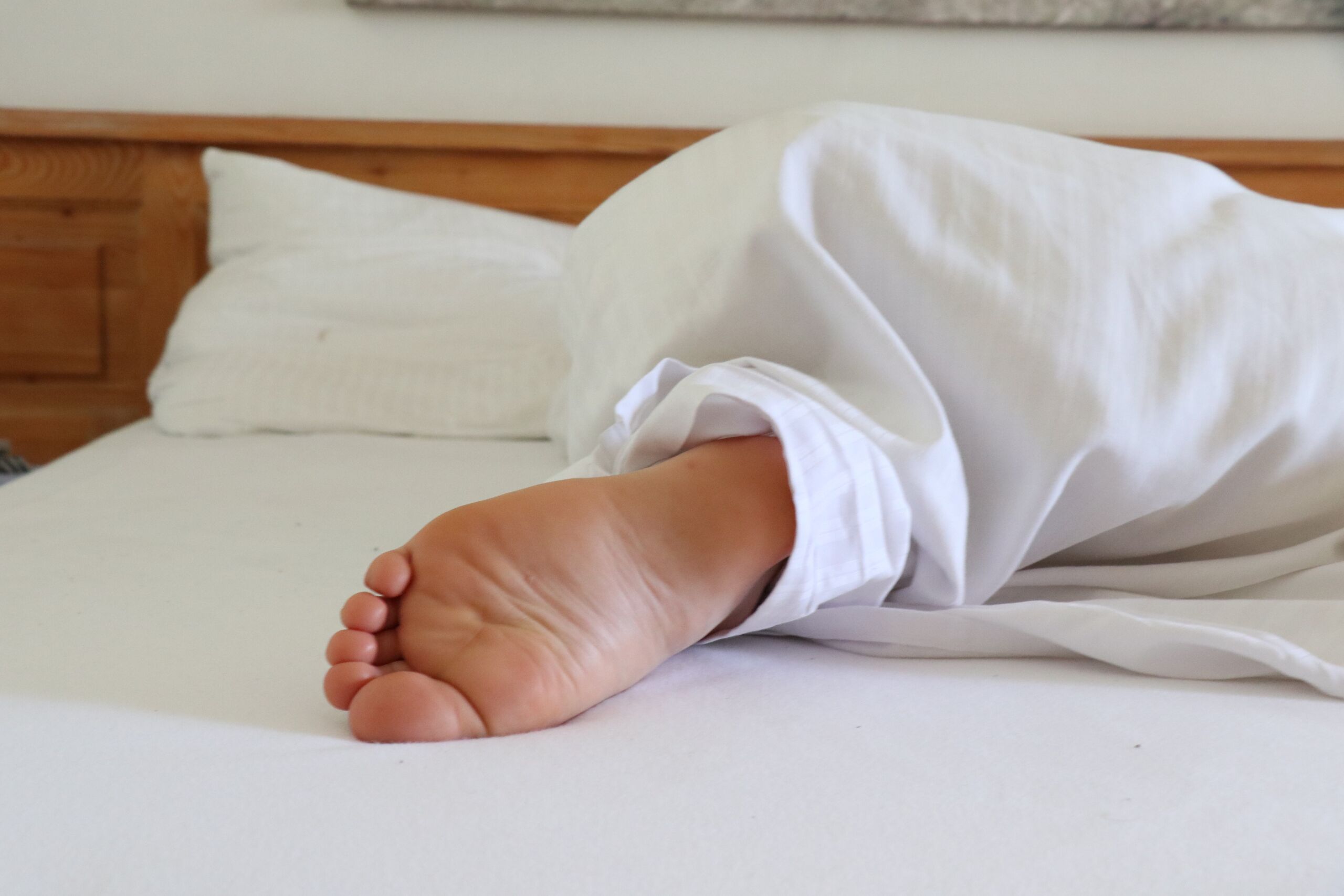 El error diario al hacer la cama que llena tu colchón de ácaros y cómo solucionarlo
