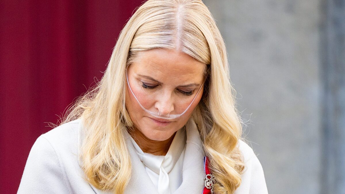 Mette-Marit puede morir si no le trasplantan un pulmón antes de un año