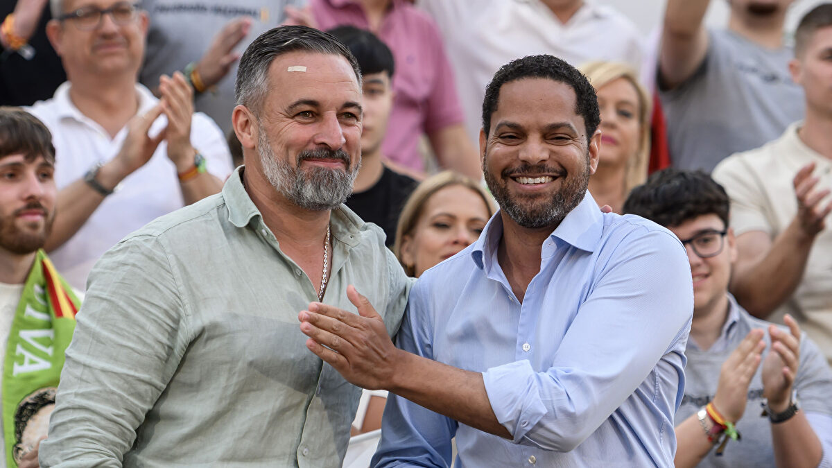 Vox no aclara si exigirá entrar en el Gobierno andaluz pero responde a Moreno:  No desaprovecharemos esta oportunidad 