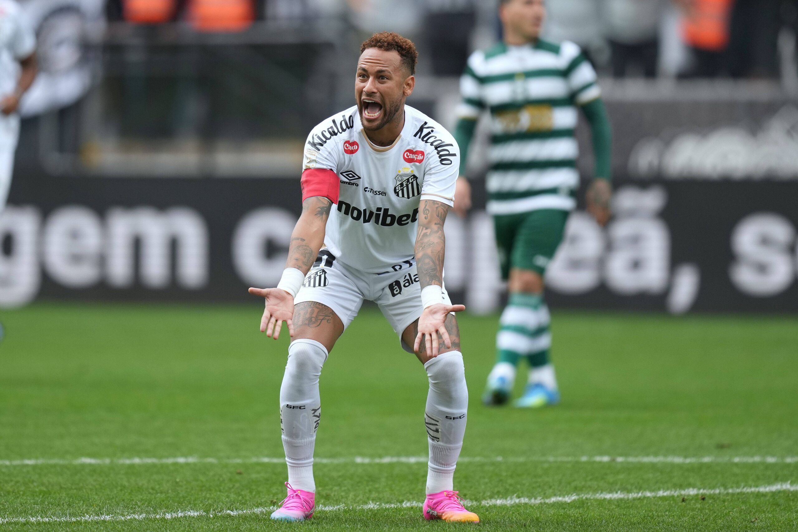 Peligra el Mundial para Neymar: sufre una latosa lesión muscular