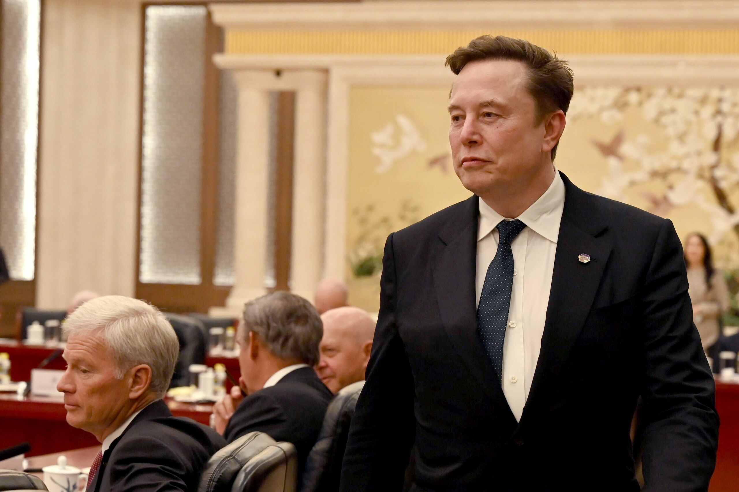 SpaceX sale a Bolsa: Elon Musk crea riqueza mientras Sánchez