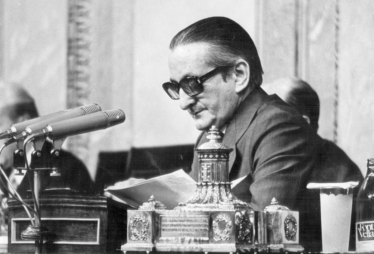 Ficción Sonora: Torcuato Fernández-Miranda, la apasionante biografía del guionista de la Transición