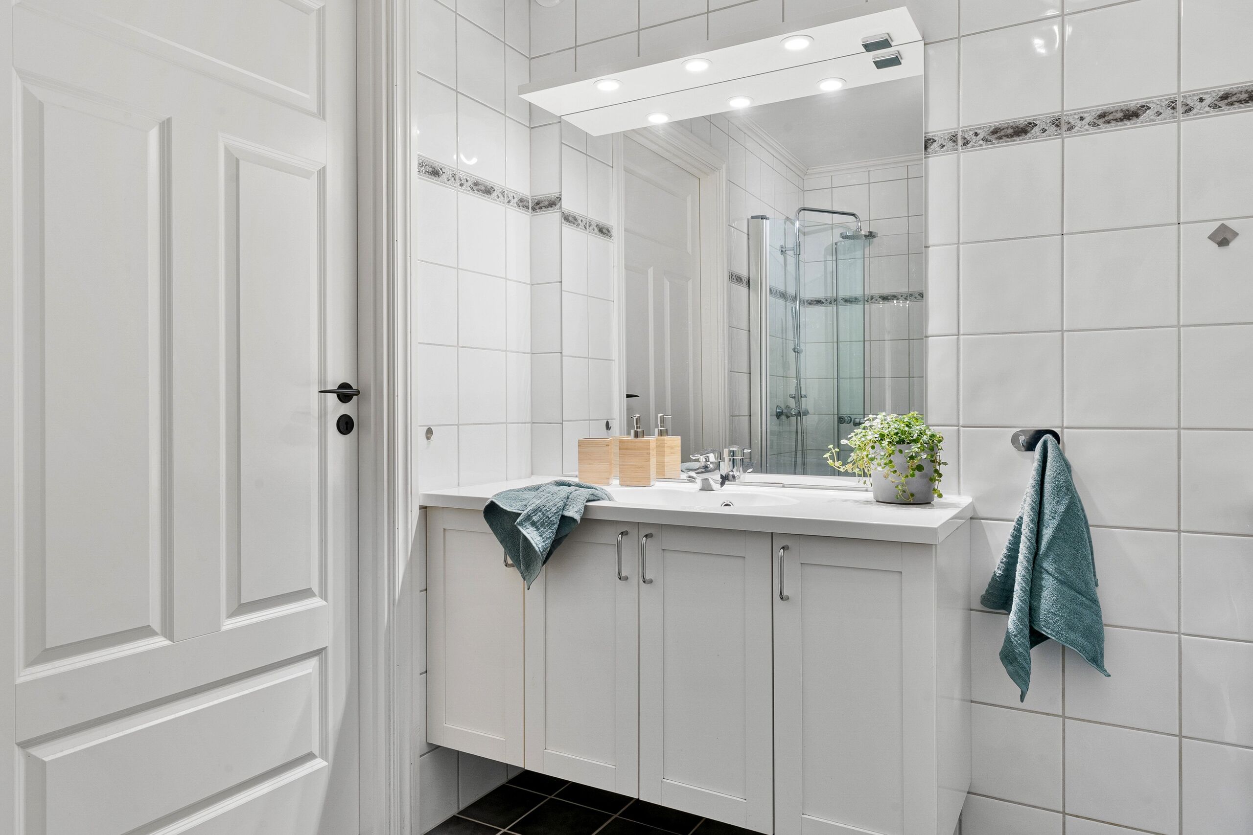 Adiós al vaho en el baño: las mejores soluciones para un espejo siempre limpio