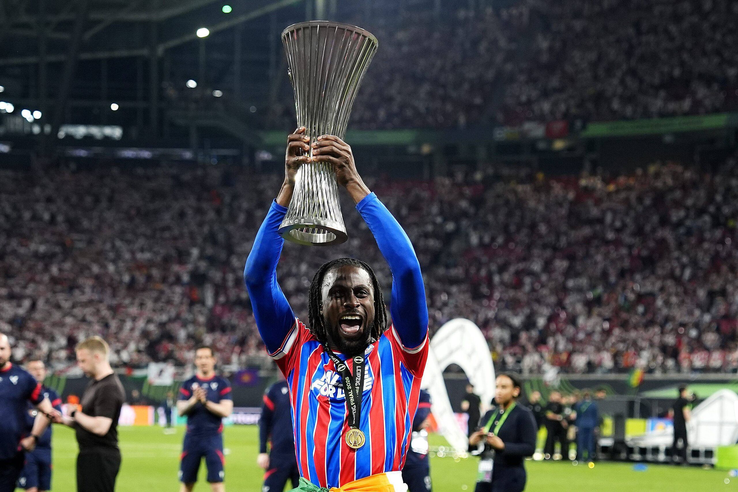 La hazaña inédita de Evann Guessand: doble campeón de Europa con Aston Villa y Crystal Palace