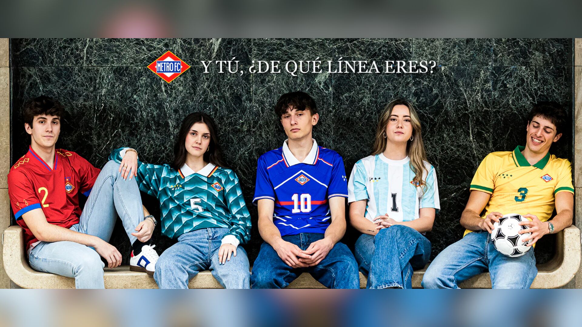 Así es la colección de camisetas retro de fútbol de Metro, inspirada en cinco selecciones campeonas del mundo