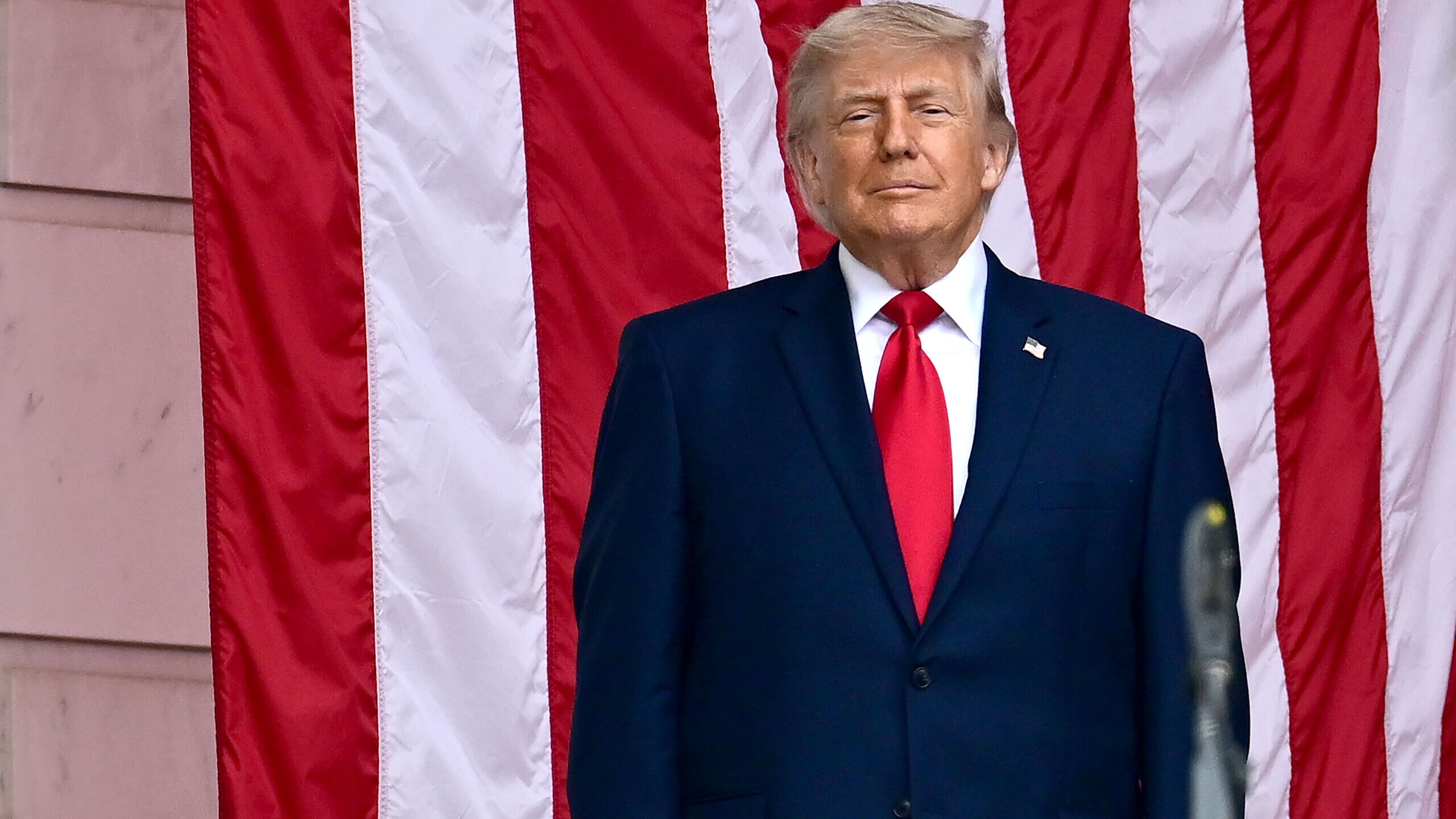 El Tesoro estadounidense presiona para crear billetes con la cara de Trump
