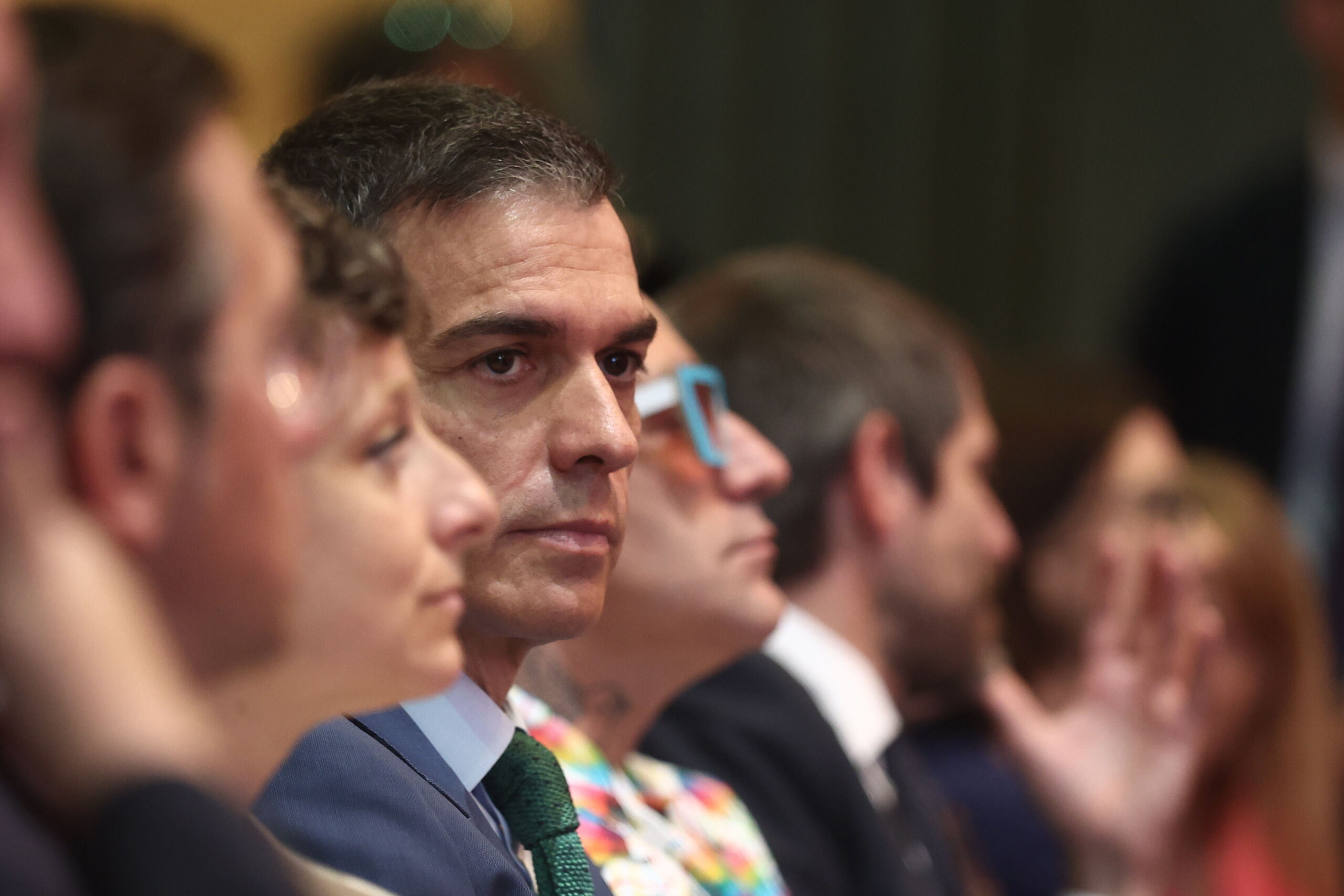 Sánchez se atrinchera ante un nuevo mes crítico para el PSOE