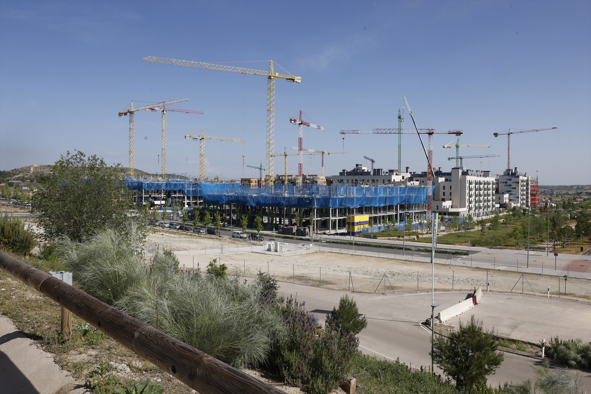 Almeida impulsa 1.000 viviendas de alquiler con opción a compra en el sureste de Madrid