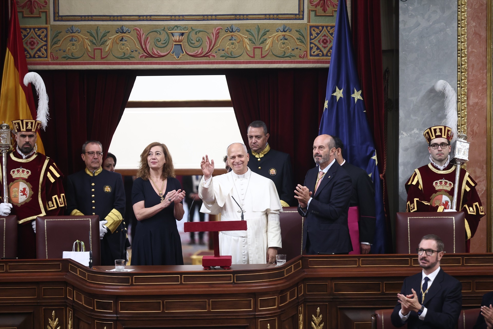 León no es Francisco, gracias a Dios