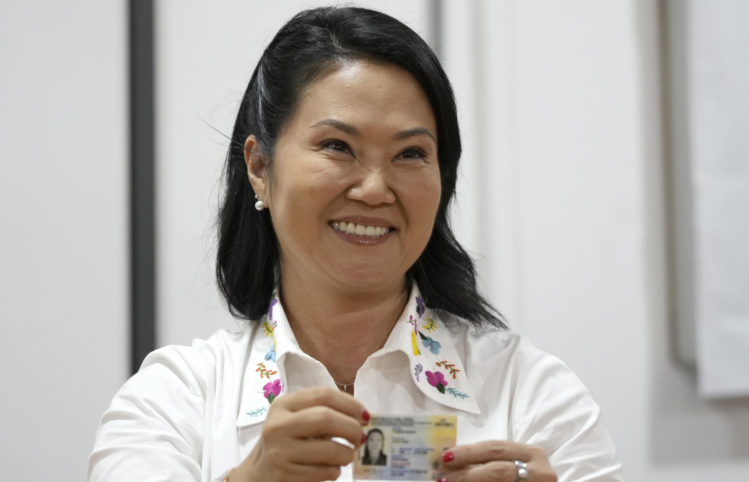 Dos encuestadoras dan como ganadora en Perú a Keiko Fujimori