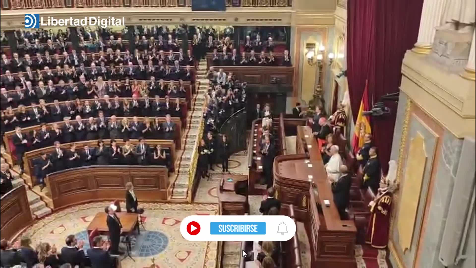 La gran ovación del Congreso al Papa a su entrada en el hemi