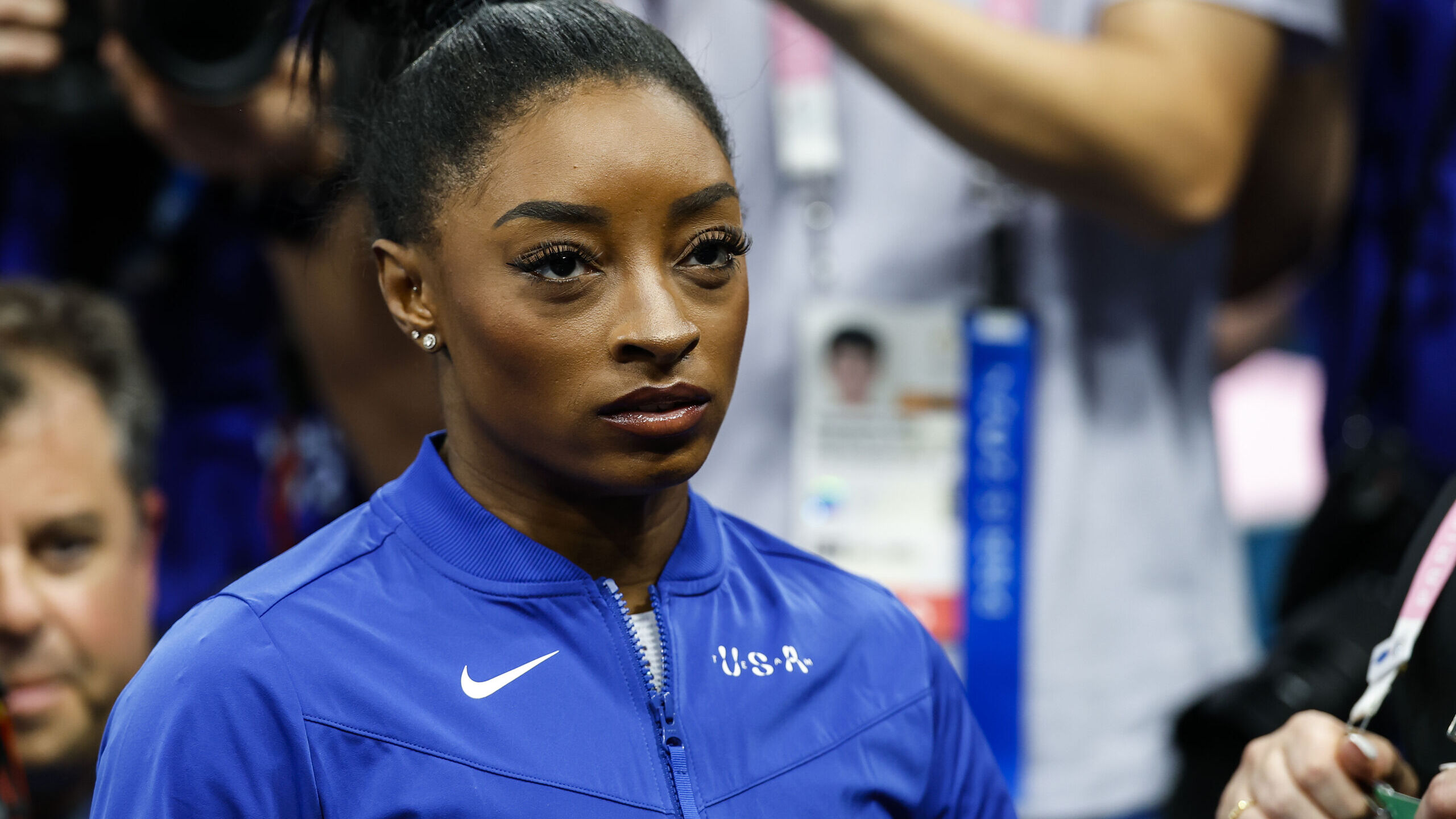 Simone Biles revela que ha estado 