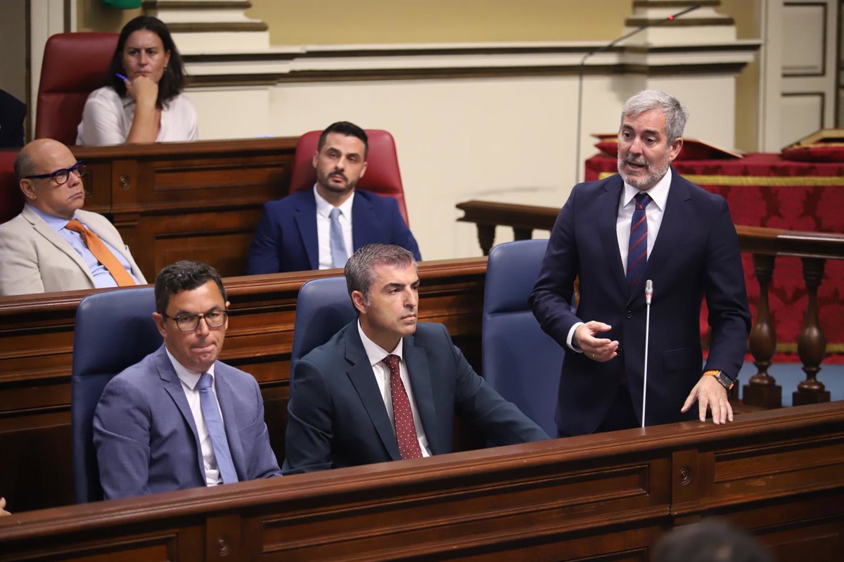 Clavijo acusa al Estado de "estrangular financieramente" a C