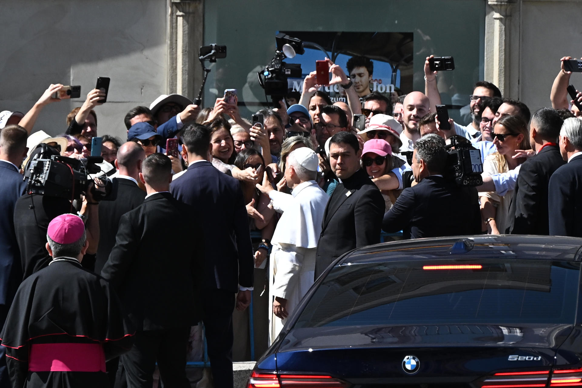 Las fotos más icónicas de la visita del papa León XIV a Madrid: el ...