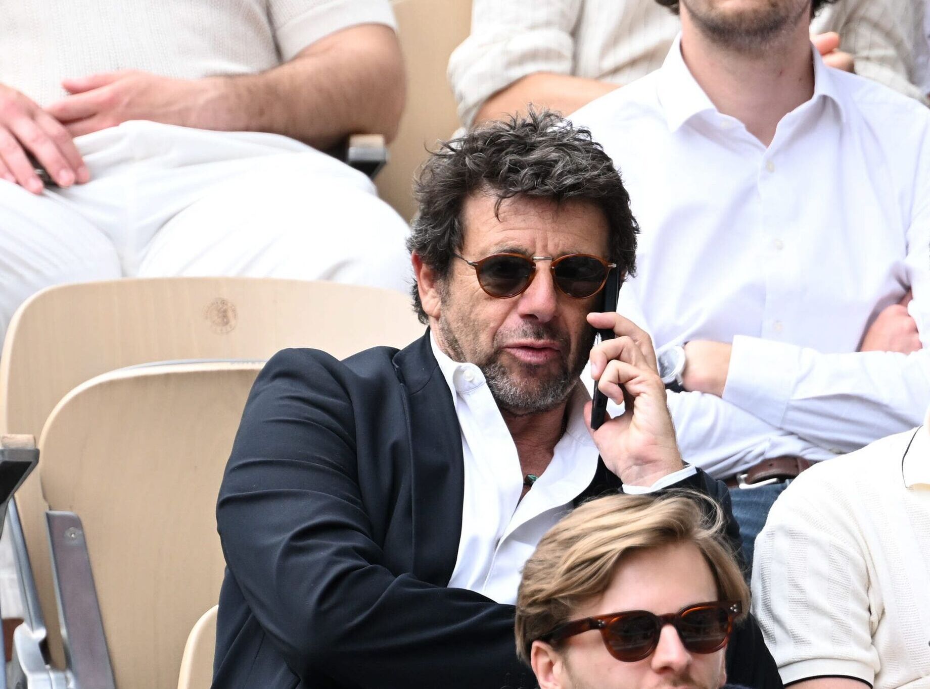 Trece mujeres acusan al artista francés Patrick Bruel de agr