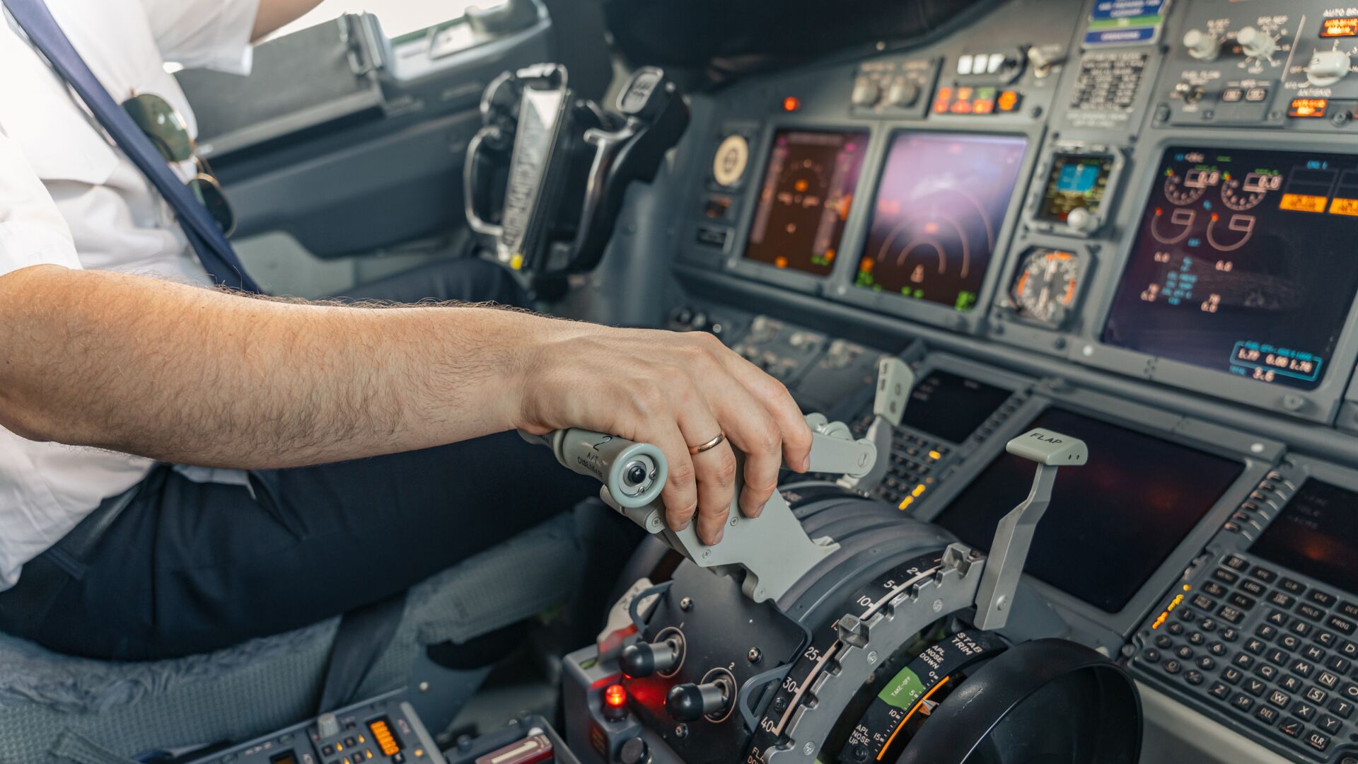 La espectacular maniobra que prepara el piloto que llevará a