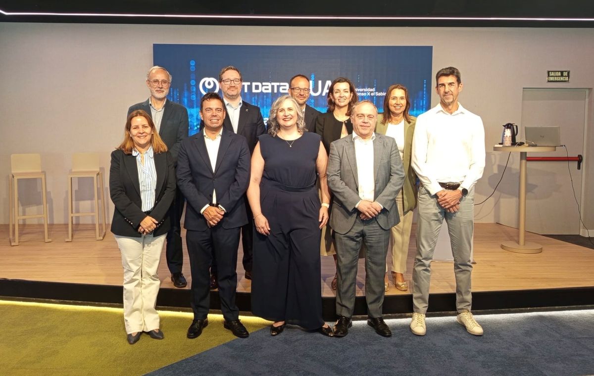 UAX y NTT DATA se alían para formar a universitarios en IA a
