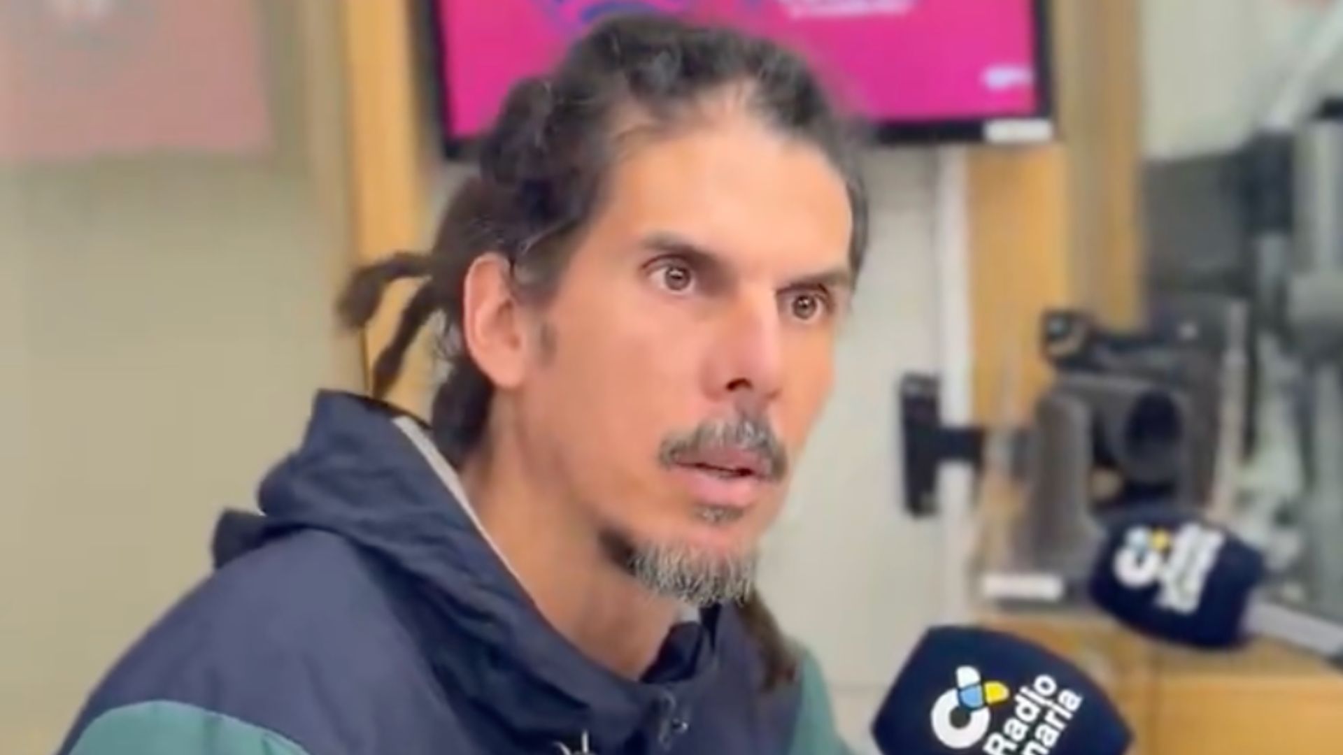 Un exdiputado de Podemos defiende una "prioridad nacional ca