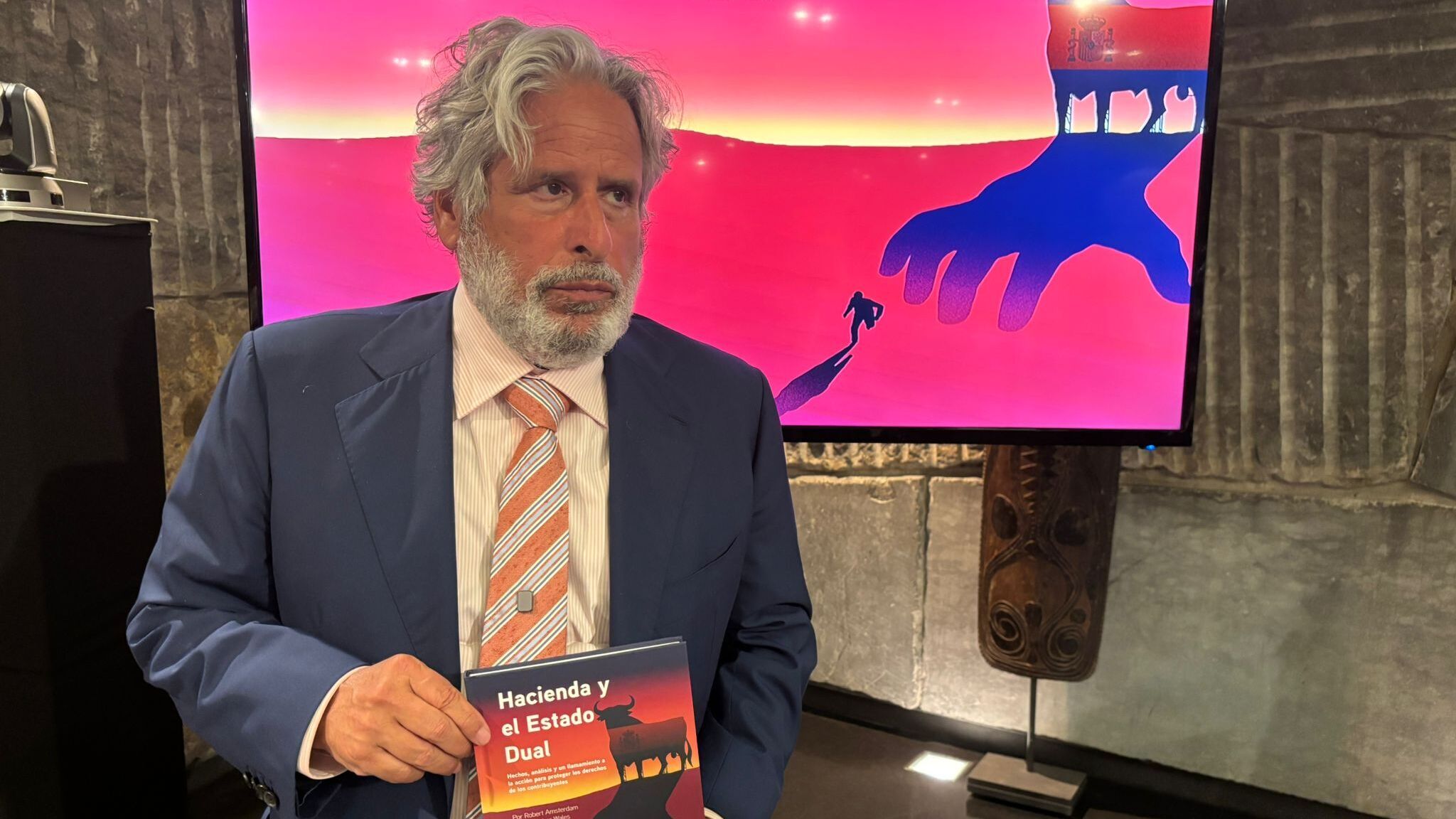 Bob Amsterdam: "Los inspectores de Hacienda actúan en España