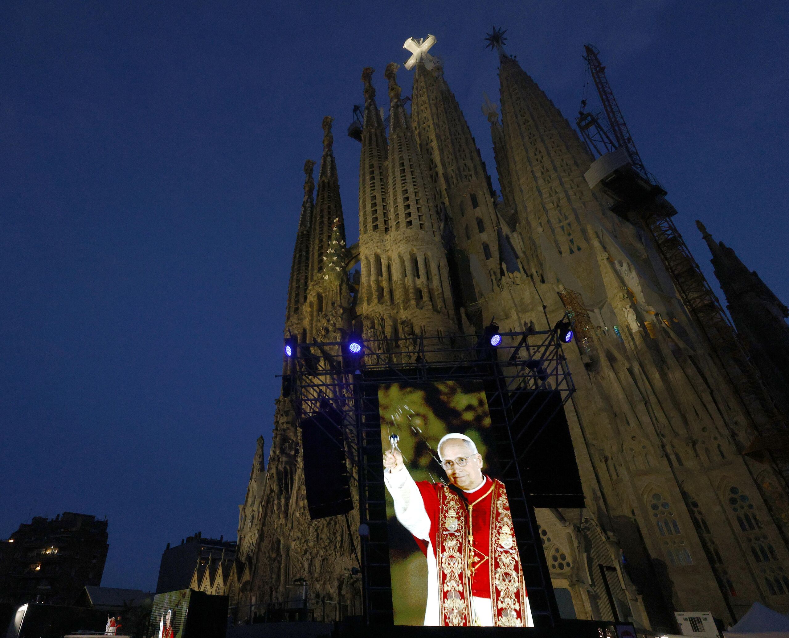 El Papa en Cataluña: la Sagrada Familia es "signo de unidad 