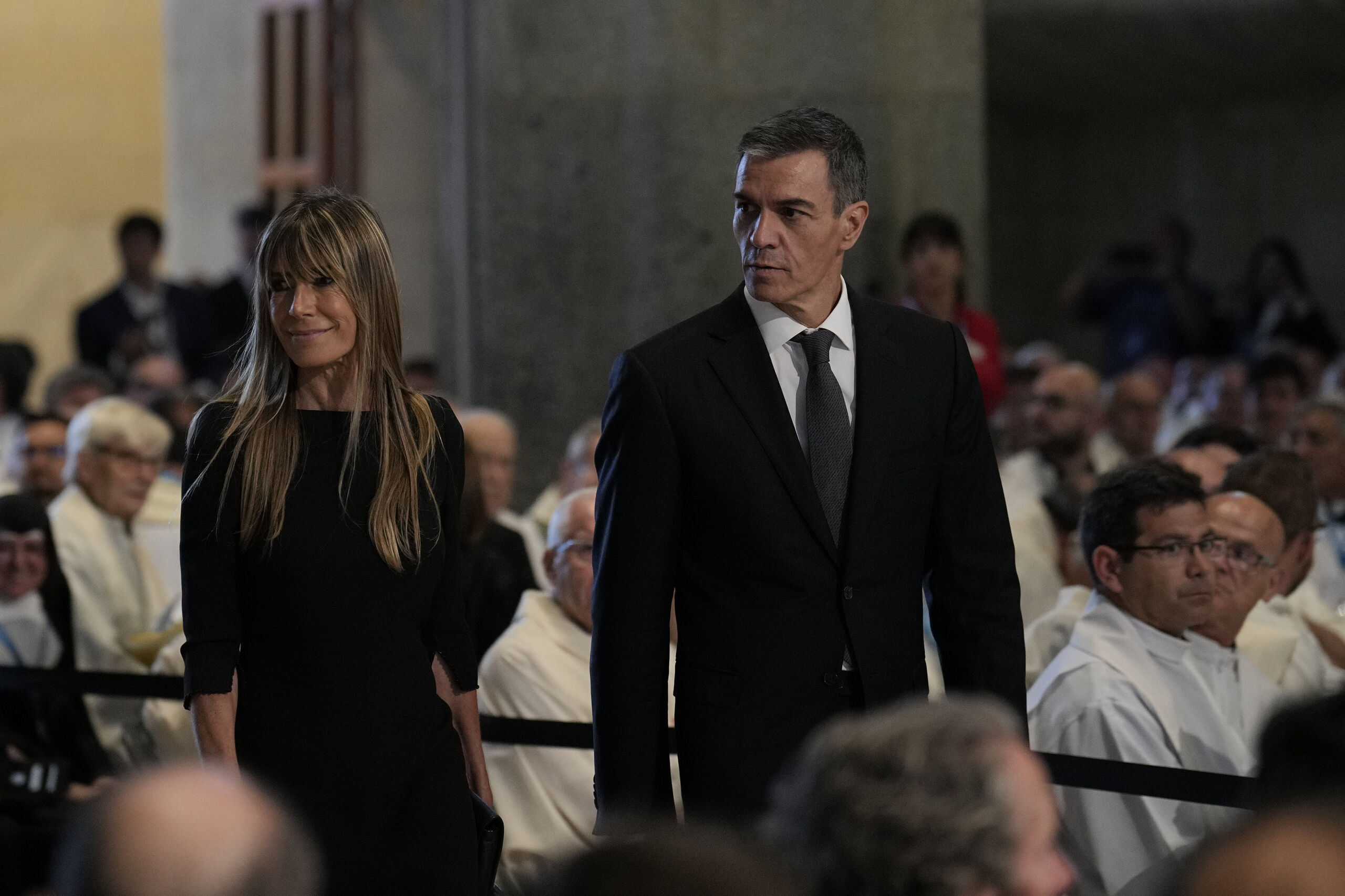 Desembarco de ministros en la Sagrada Familia con la reapari