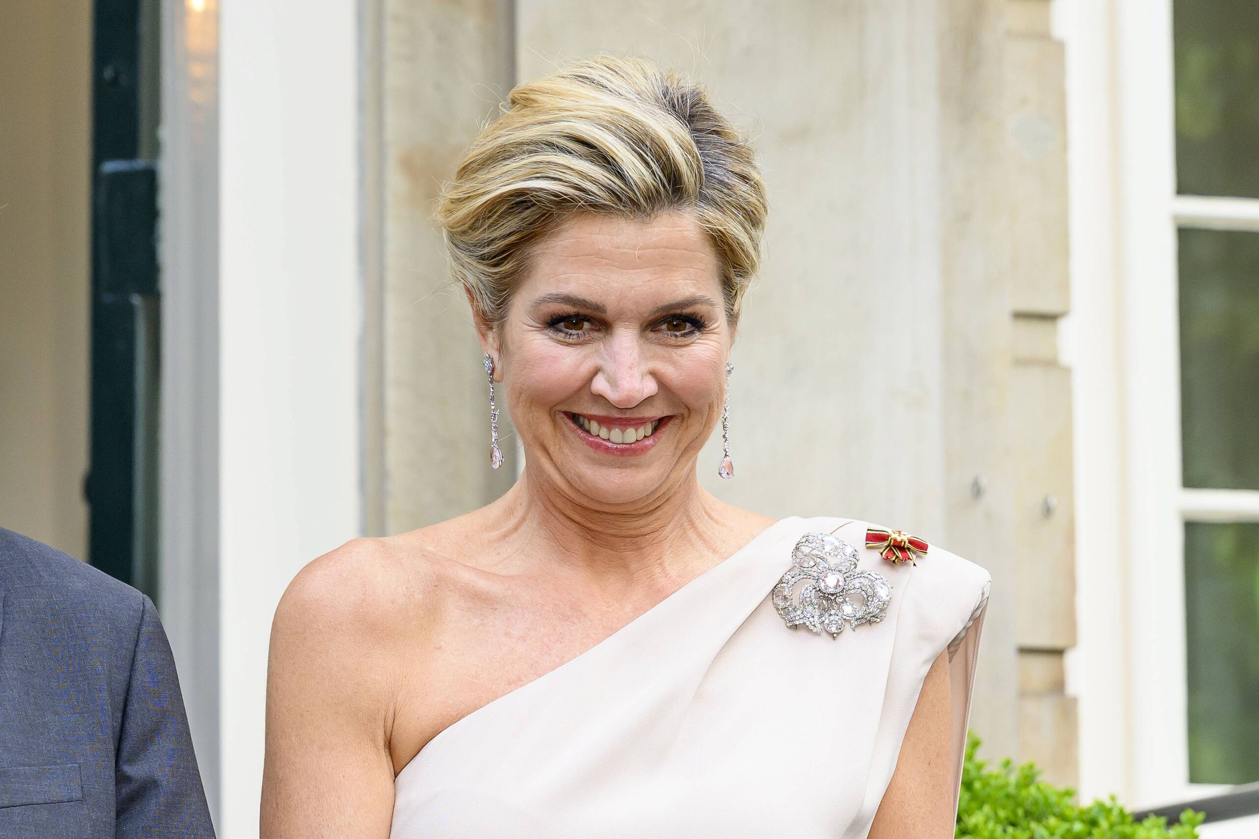 broche-ruso-reina-maxima.jpg