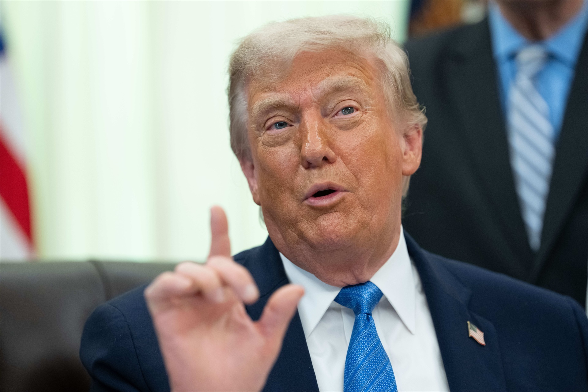 Giro de Trump: cancela los ataques militares contra Irán pre