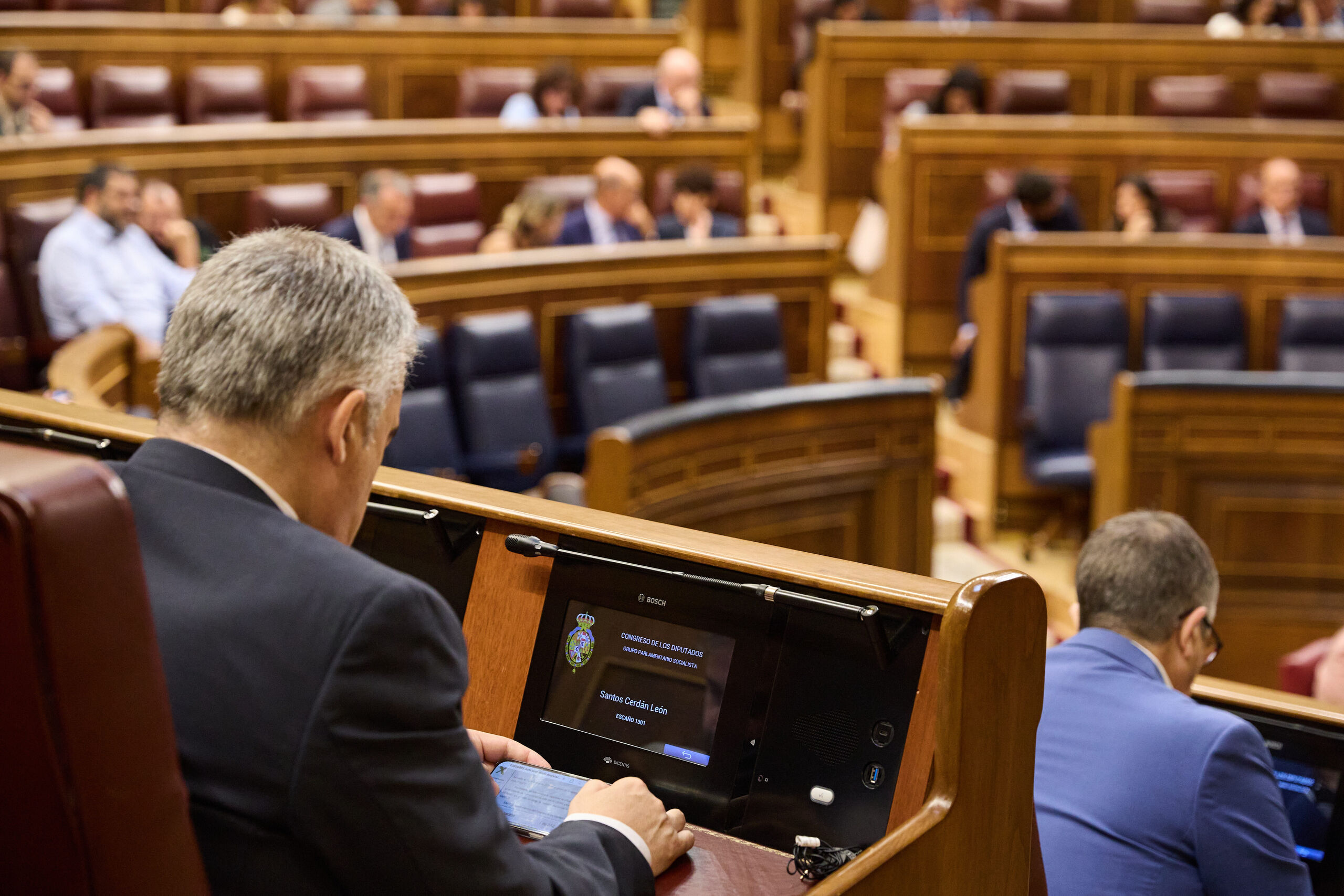 Un año después del shock de Cerdán, el PSOE agrava