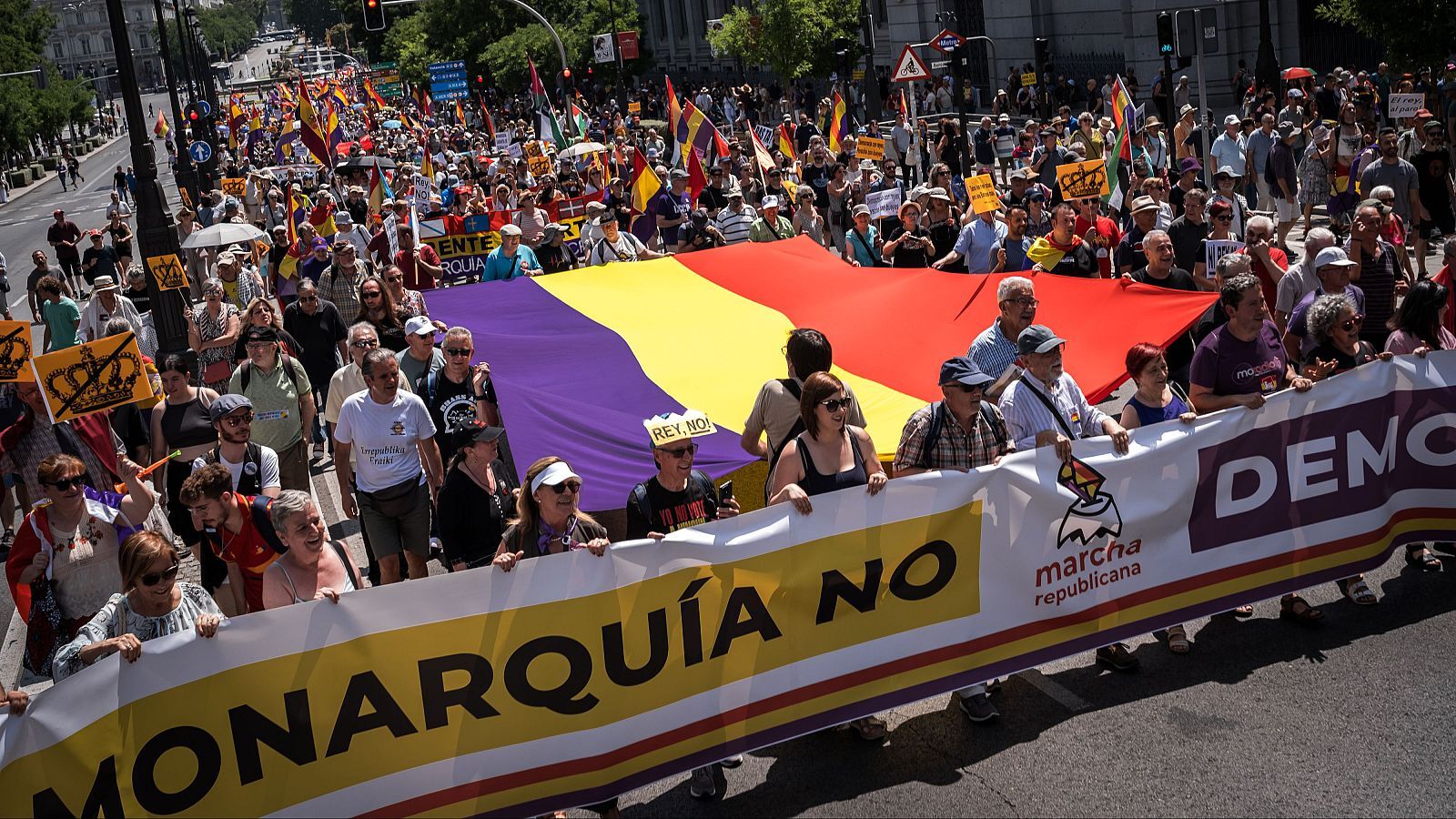 Podemos y Sumar saldrán a la calle para exigir el fin de Fel