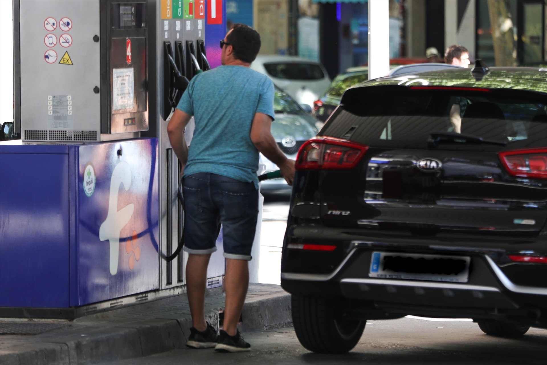 El precio de la gasolina se acerca a niveles récord tras el comienzo de las vacaciones de agosto