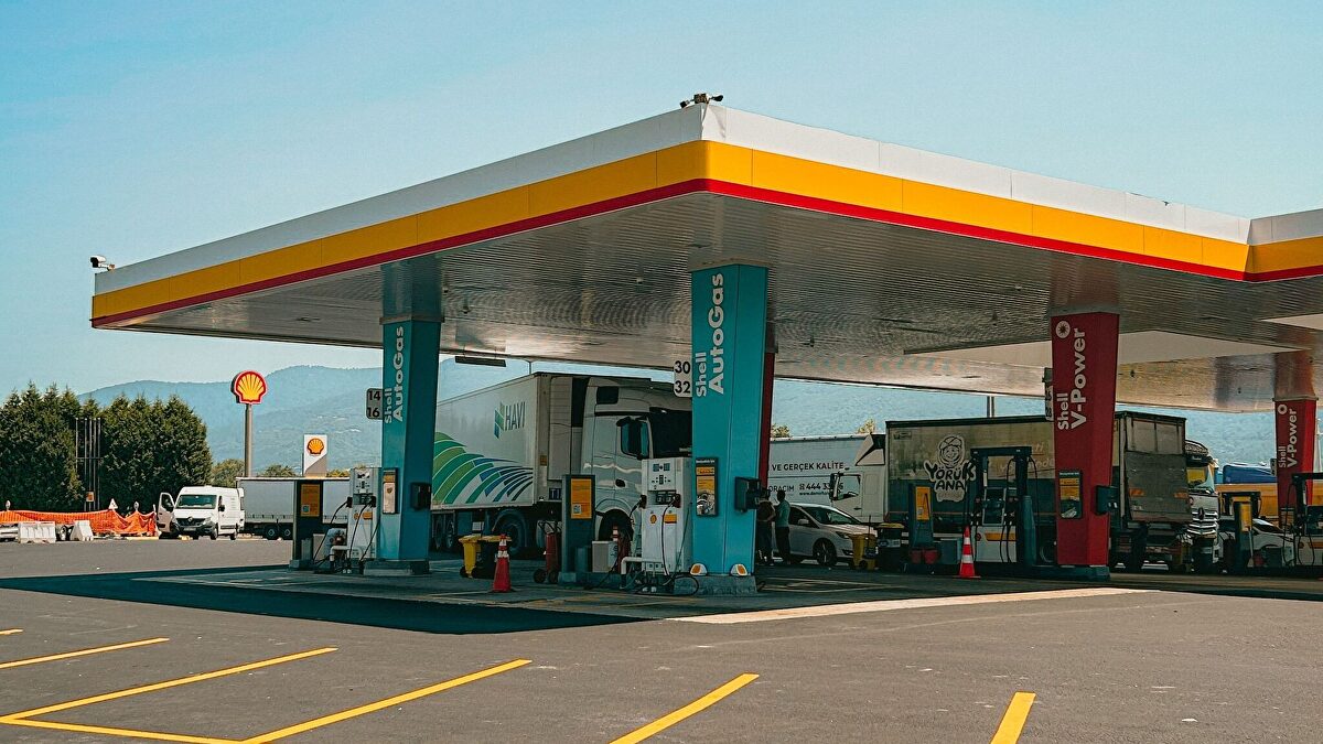 Desarticulada una banda que desvalijaba coches en la AP-7 rompiendo lunas con bujías