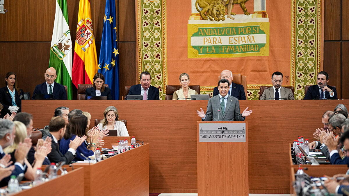 Las Noticias de la Mañana: Juanma Moreno sigue en busca del acuerdo con ...
