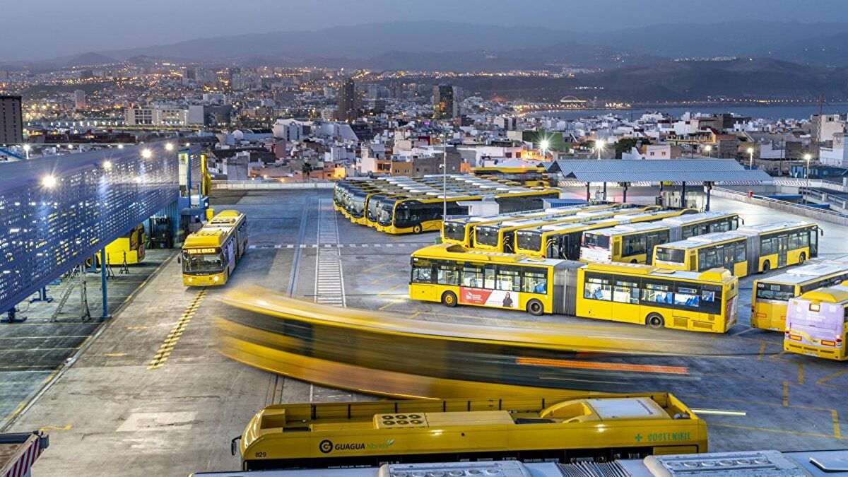 El uso de la guagua crece un 5,2% en Canarias y alcanza los 9,1 millones de viajeros