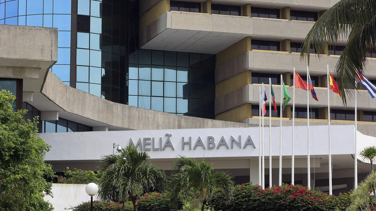 Meliá abandona Cuba por la grave crisis económica y la falta de "mínima estabilidad operativa"