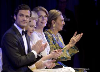 noor-jordania-carlos-felipe-suecia.jpg