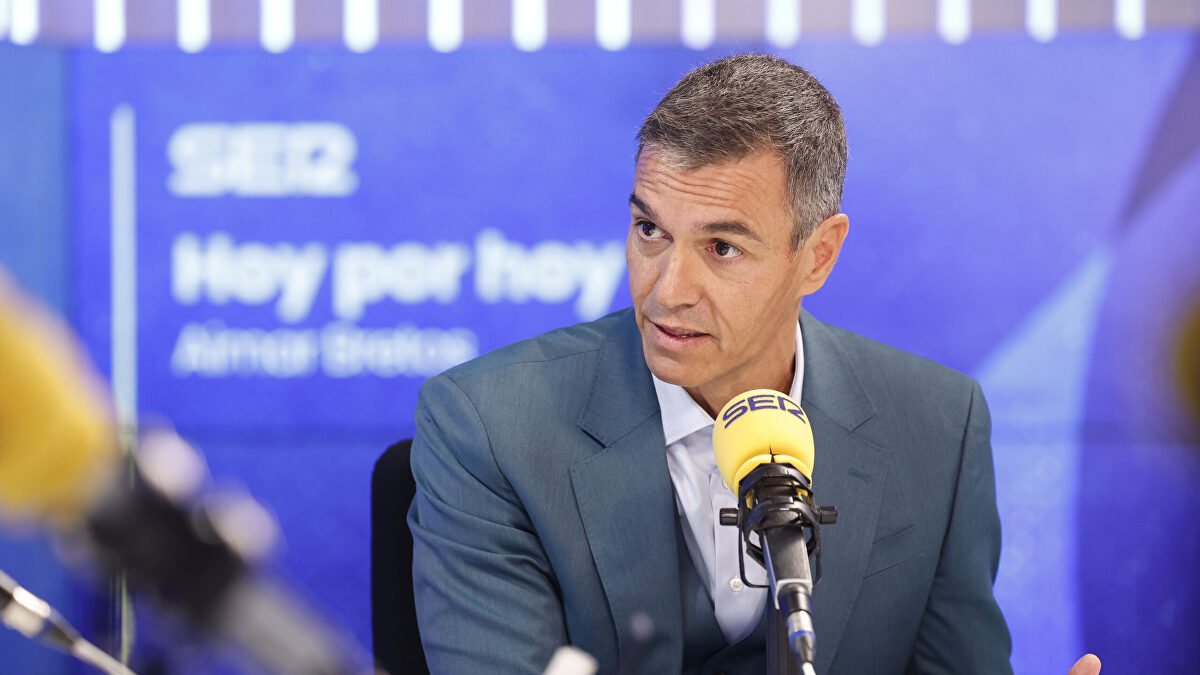 Tertulia de Cuesta: Ceuta estalla mientras Sánchez dice que lo ha dado todo