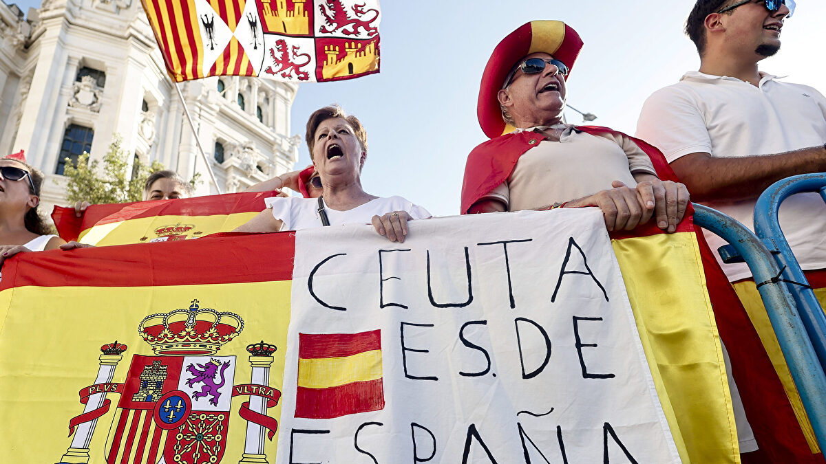 De Zapatero a Ceuta: Sociedad Civil vuelve a manifestarse en Madrid para exigir elecciones a Sánchez