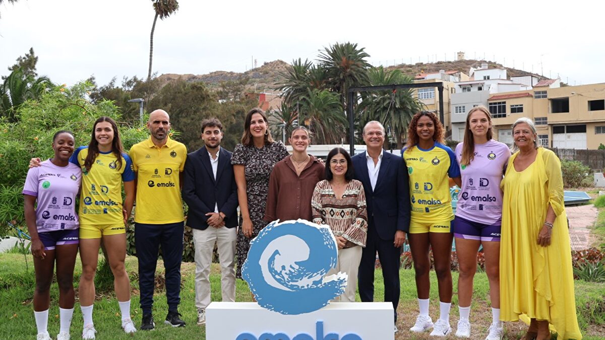 El voleibol femenino de Gran Canaria estrena piel para volver a medirse con la élite