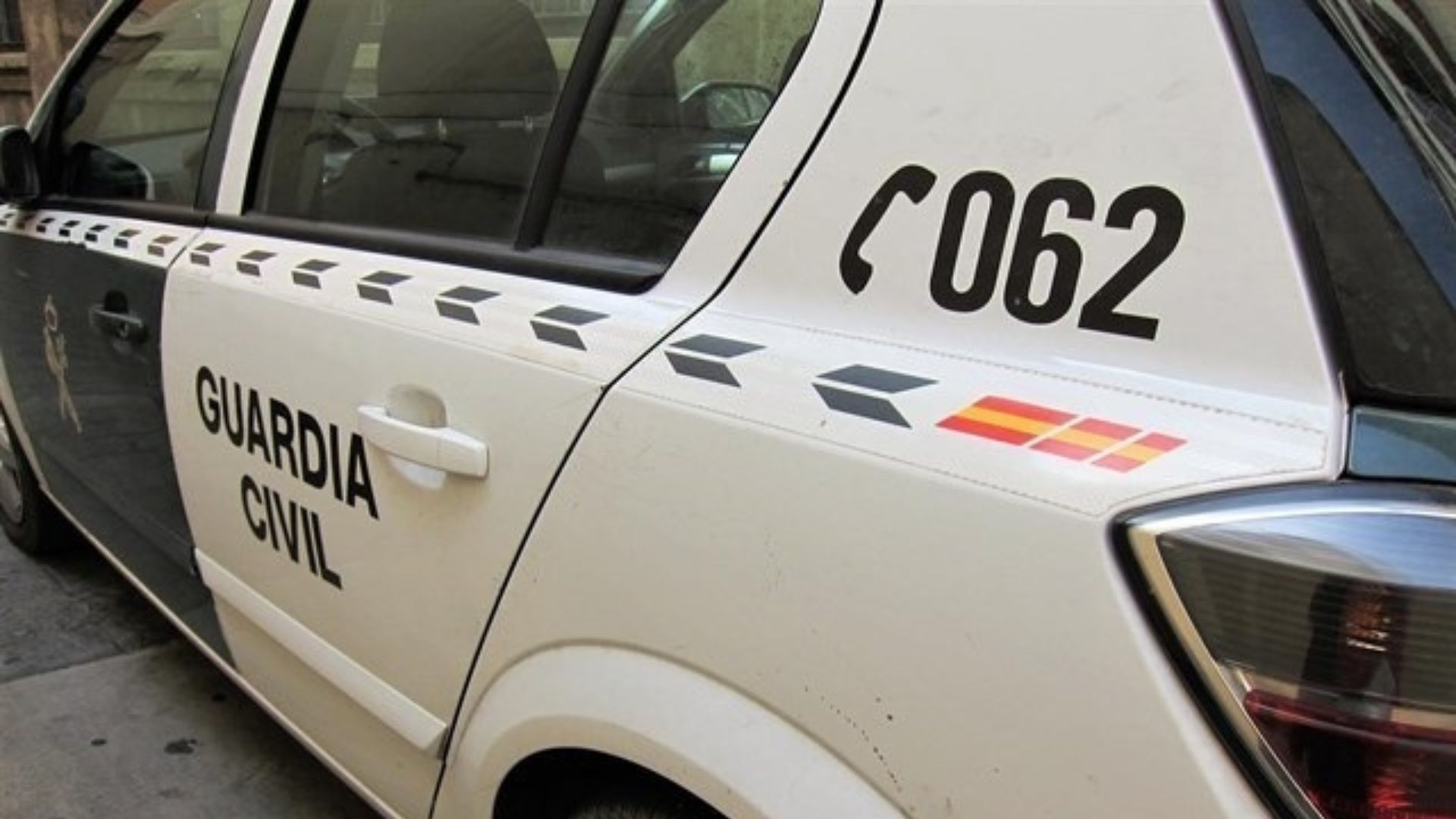 Detenida por robar 20.000 euros y joyas en la casa que la acogió