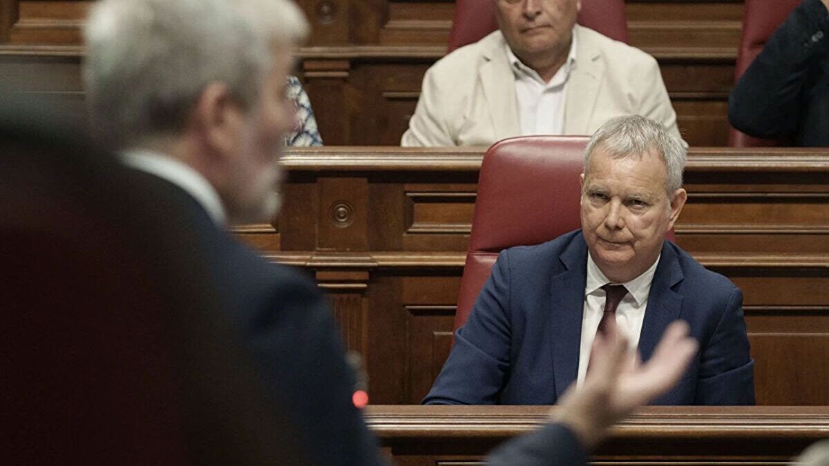 Amnistía turística en Canarias. El giro del PSOE y la presión al Gobierno