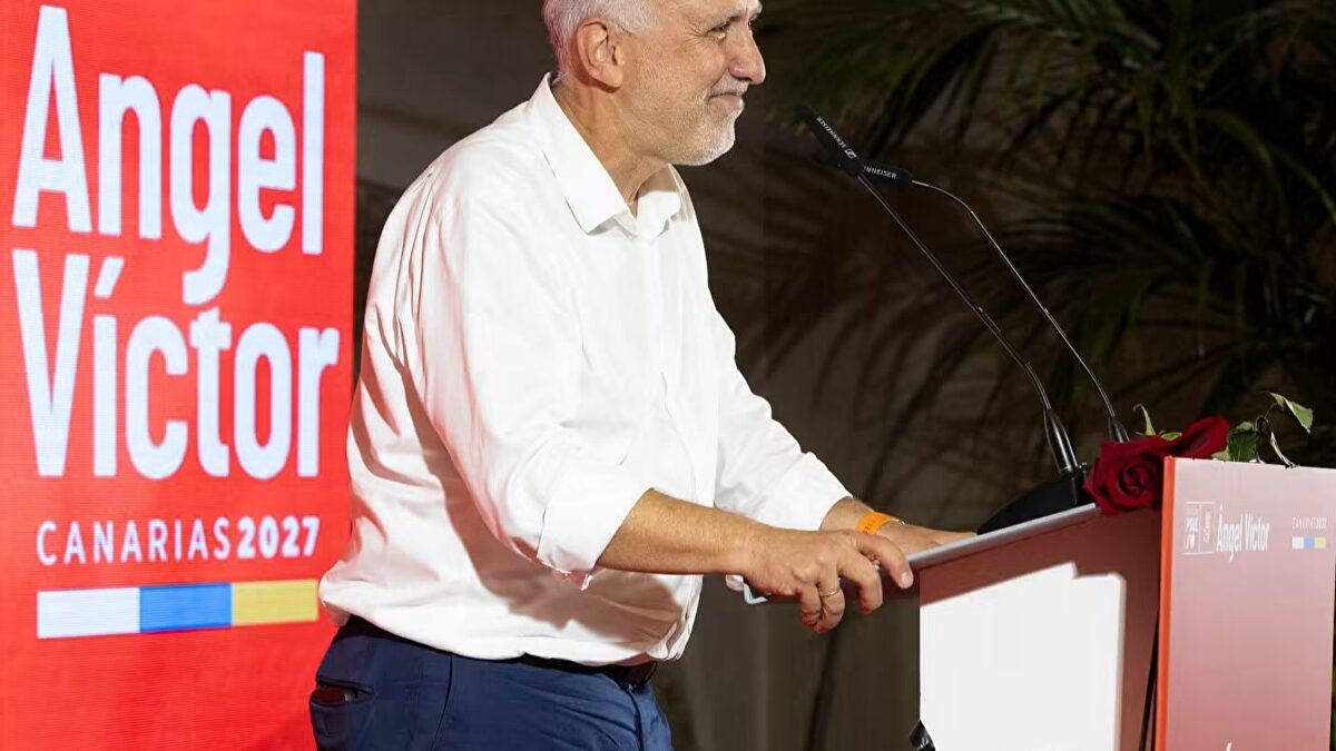 Torres corteja a CC y le pide romper con el PP para un pacto futuro